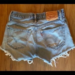 COPY - Levi’s cut off shorts